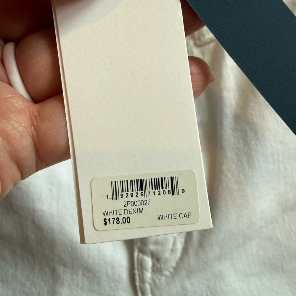 Vineyard Vines clean white